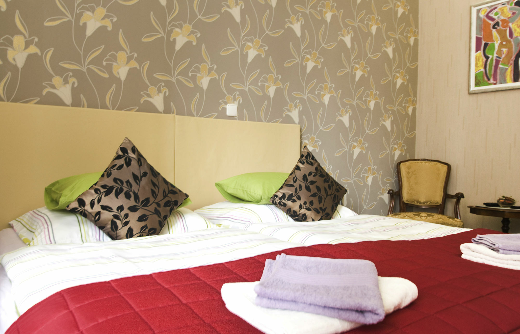 Budapest Guestrooms Exterior photo