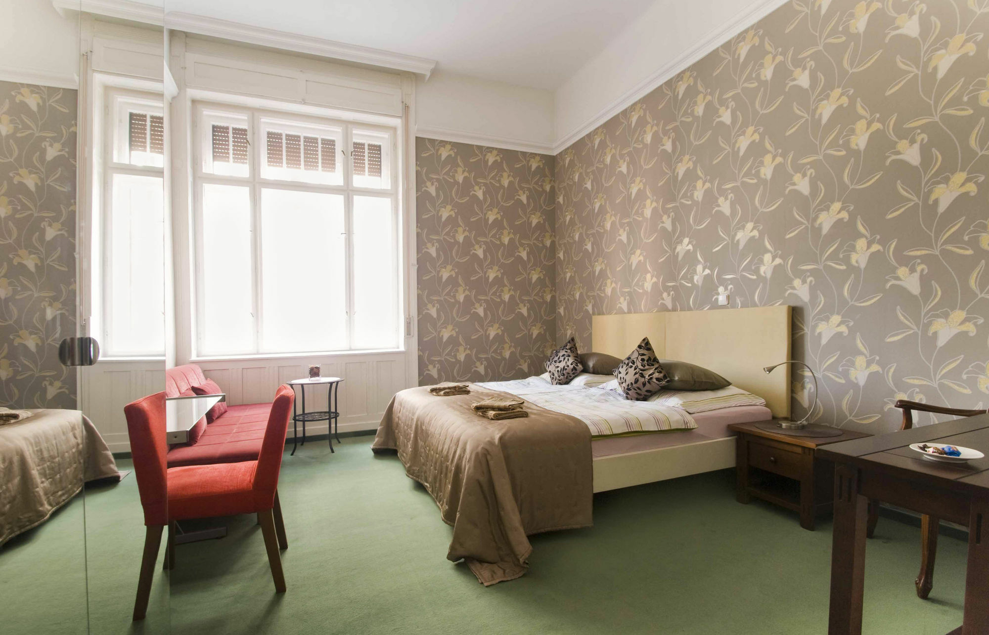 Budapest Guestrooms Exterior photo